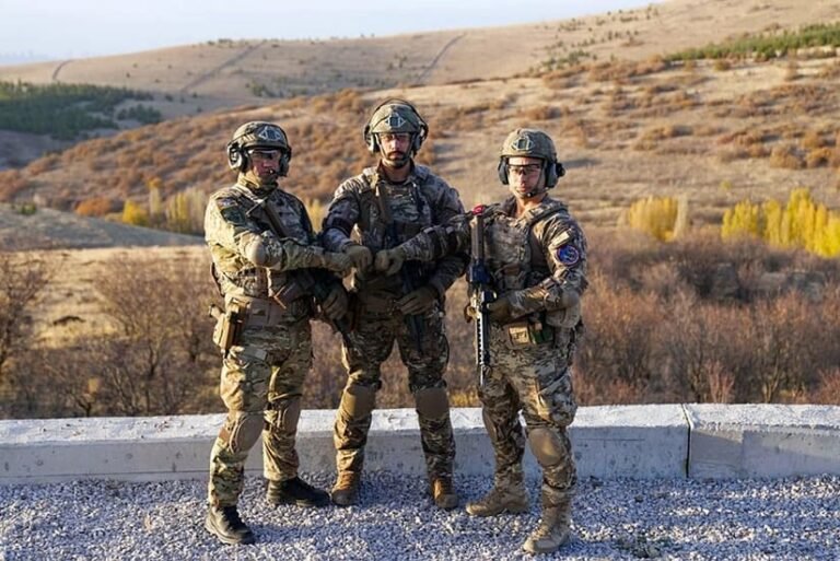 1764494000477-nacc7ty7qmq